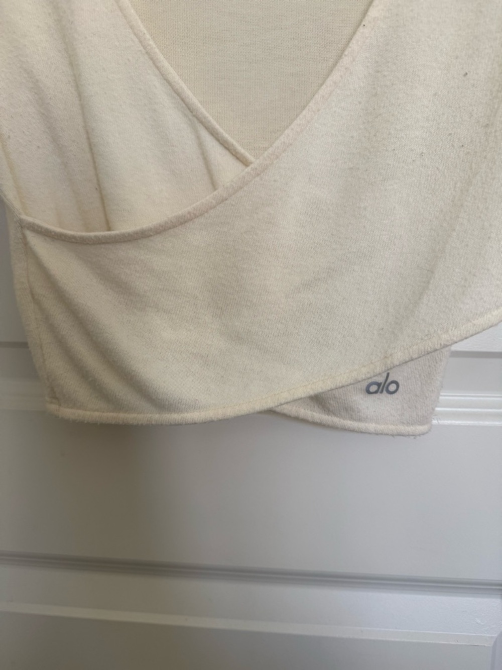 ALO Yoga Amelia Luxe Wrap-Front Long Sleeve Crop Top in Pristine Heather - Picture 3 of 6